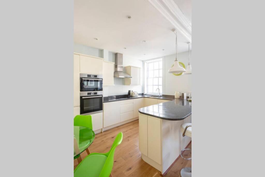 Beautiful Apartment, Incredible Central Location 巴斯 外观 照片